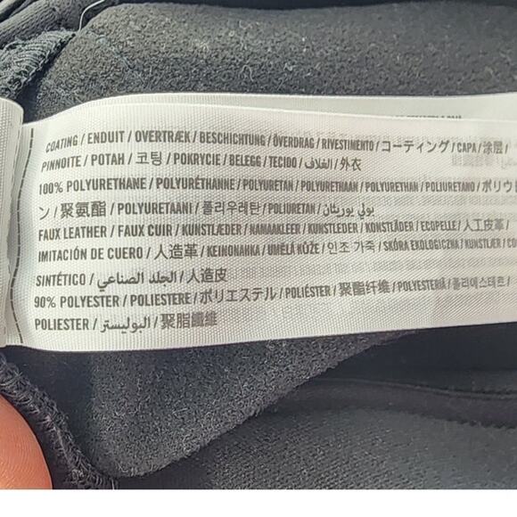 Abercrombie & Fitch The 90's Straight High Rise Curve Love Vegan Leather Size 26 - Picture 12 of 12